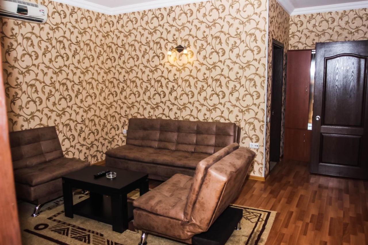 Hotel Istanbul Batumi Exterior photo